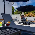 Hébergement de vacances Family Friendly House With A Swimming Pool - Lozice, - 24575 *